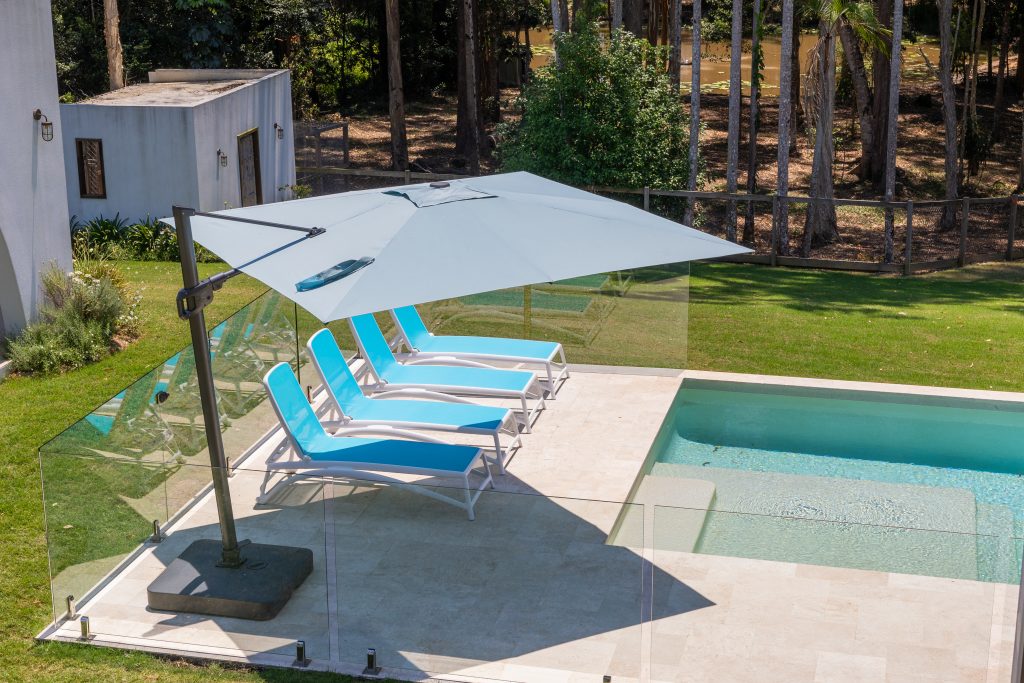 10 Must-Know Tips for Choosing the Perfect Outdoor Umbrella