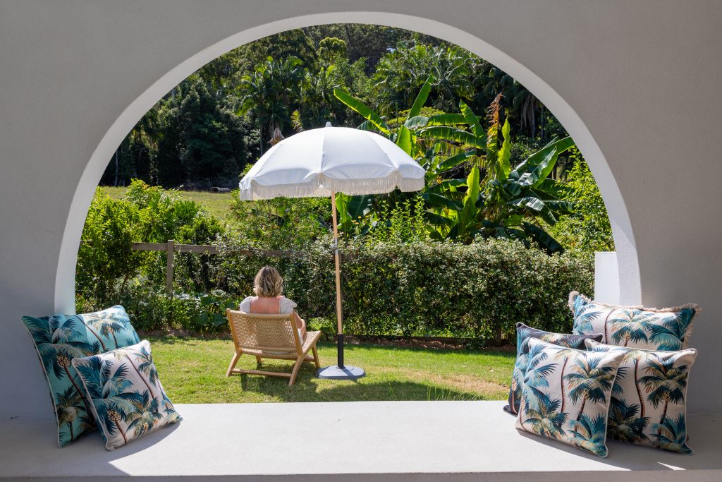 Create the Ultimate Summer Retreat: 6 Trends in Outdoor Umbrellas This Festive Season
