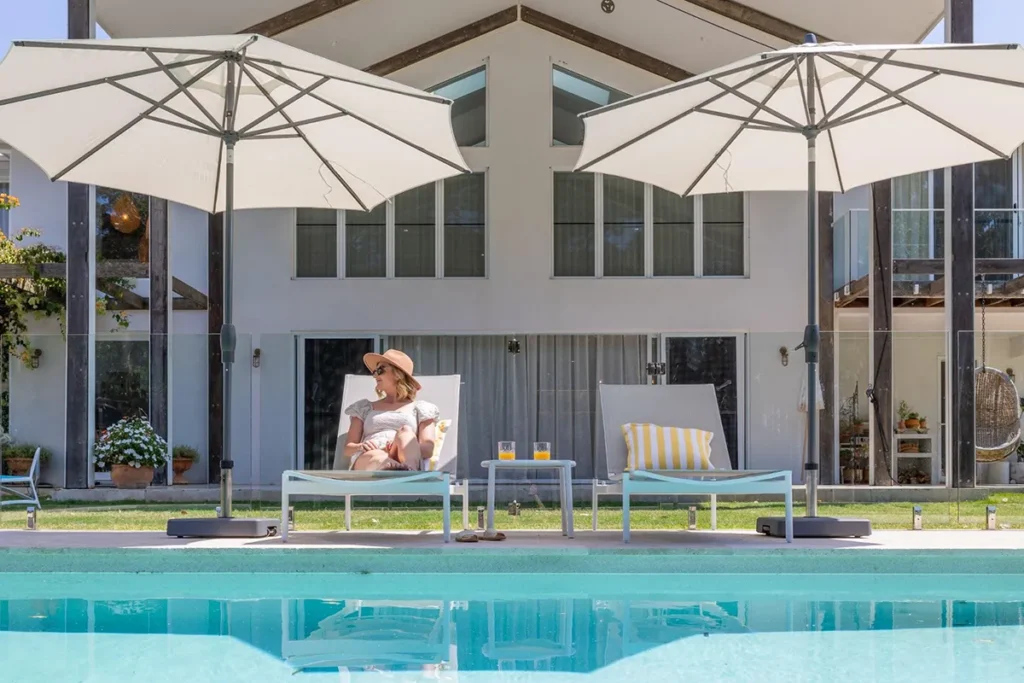 Best Cantilever Umbrella Australia: Expert Review Guide Best Cantilever Umbrella Australia: Expert Review Guide